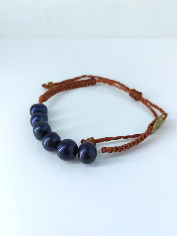 دستبند نیمه مروارید سیاه